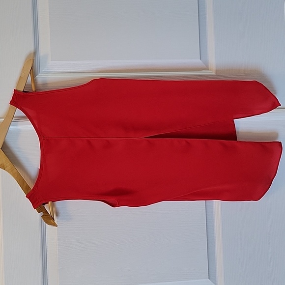 Express Split Back Tank - Red - Picture 4 of 4